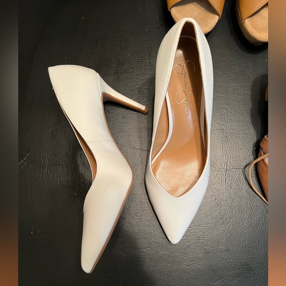White Snake Skin Print Jessica Simpson Pumps/Heels